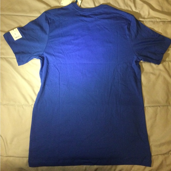 Nike NSW Mech Air Face Mask T-shirt Sz Medium - Picture 3 of 3